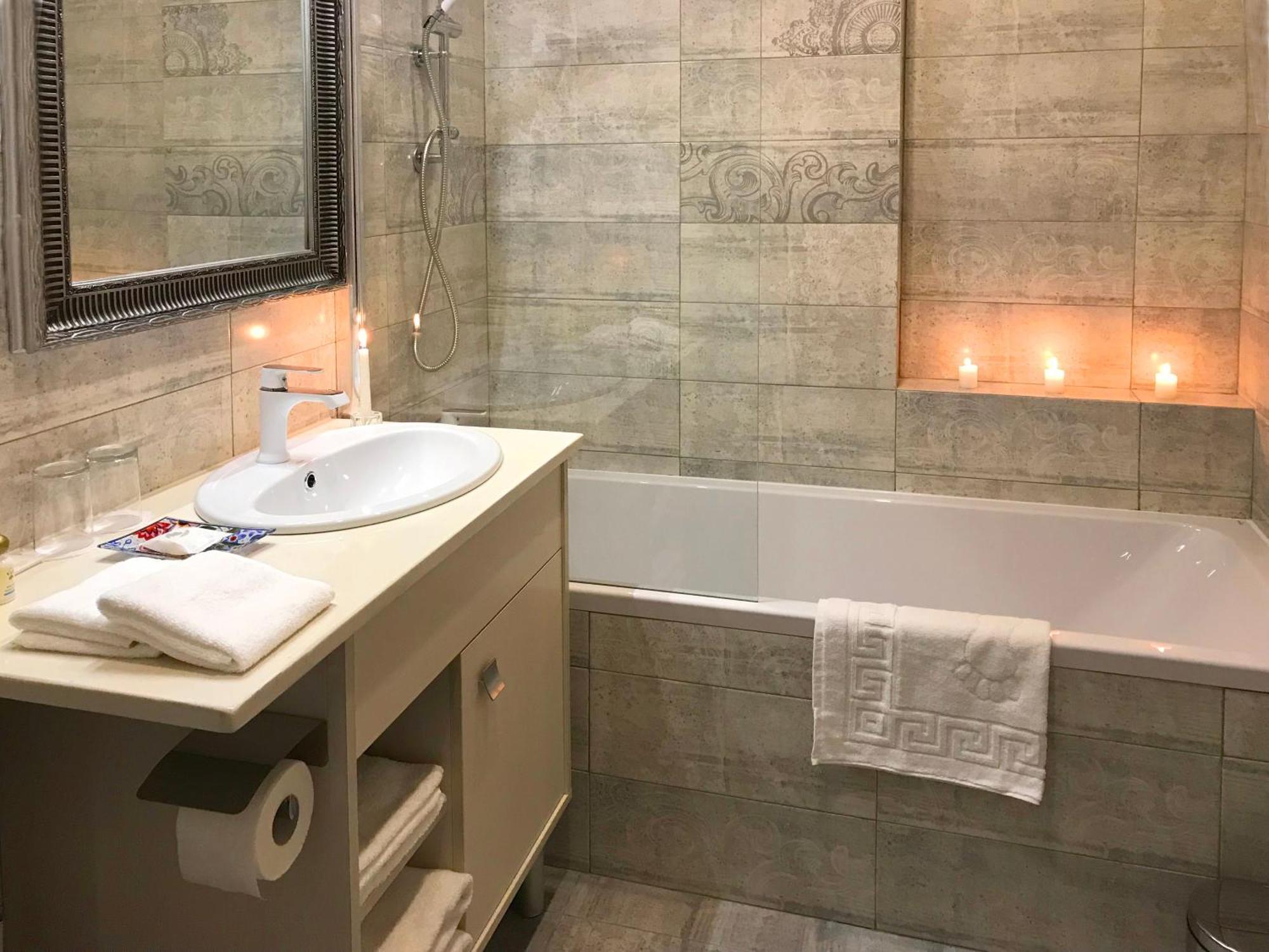 Apartment Eney Львов Экстерьер фото
